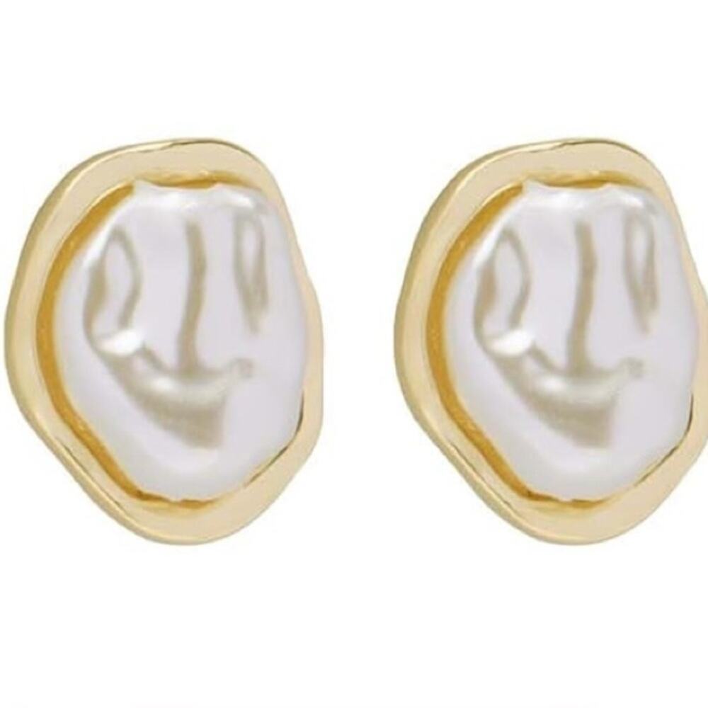Gold and Pearl Stud Earrings